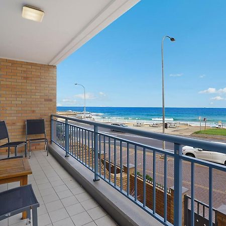 Newcastle Short Stay Accommodation - Sandbar Newcastle Beach 외부 사진