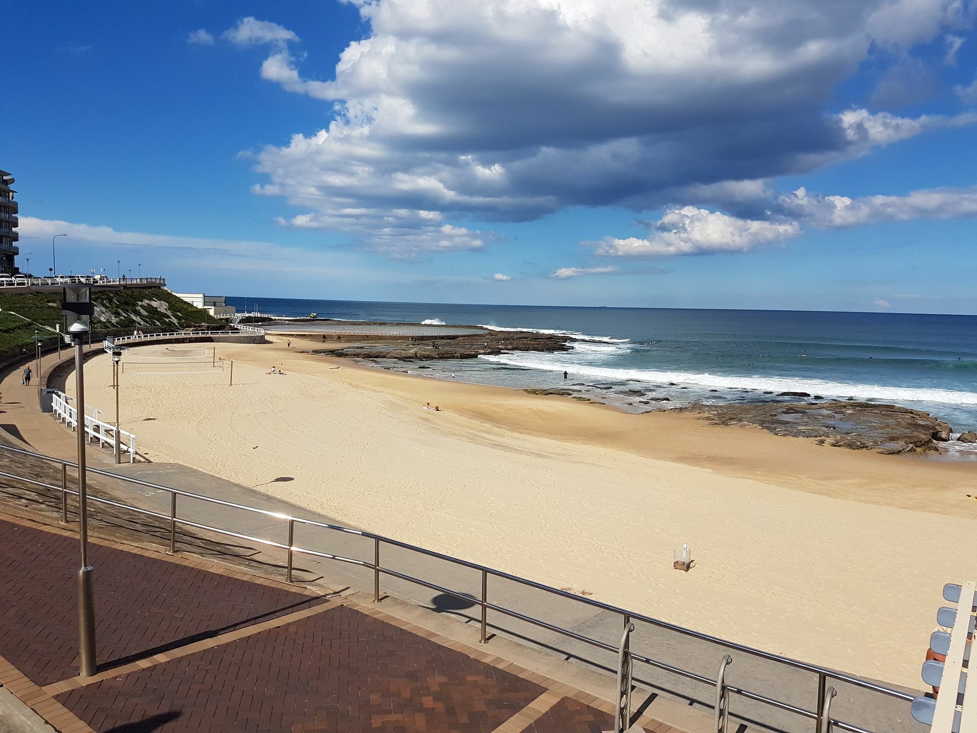 Newcastle Short Stay Accommodation - Sandbar Newcastle Beach 외부 사진